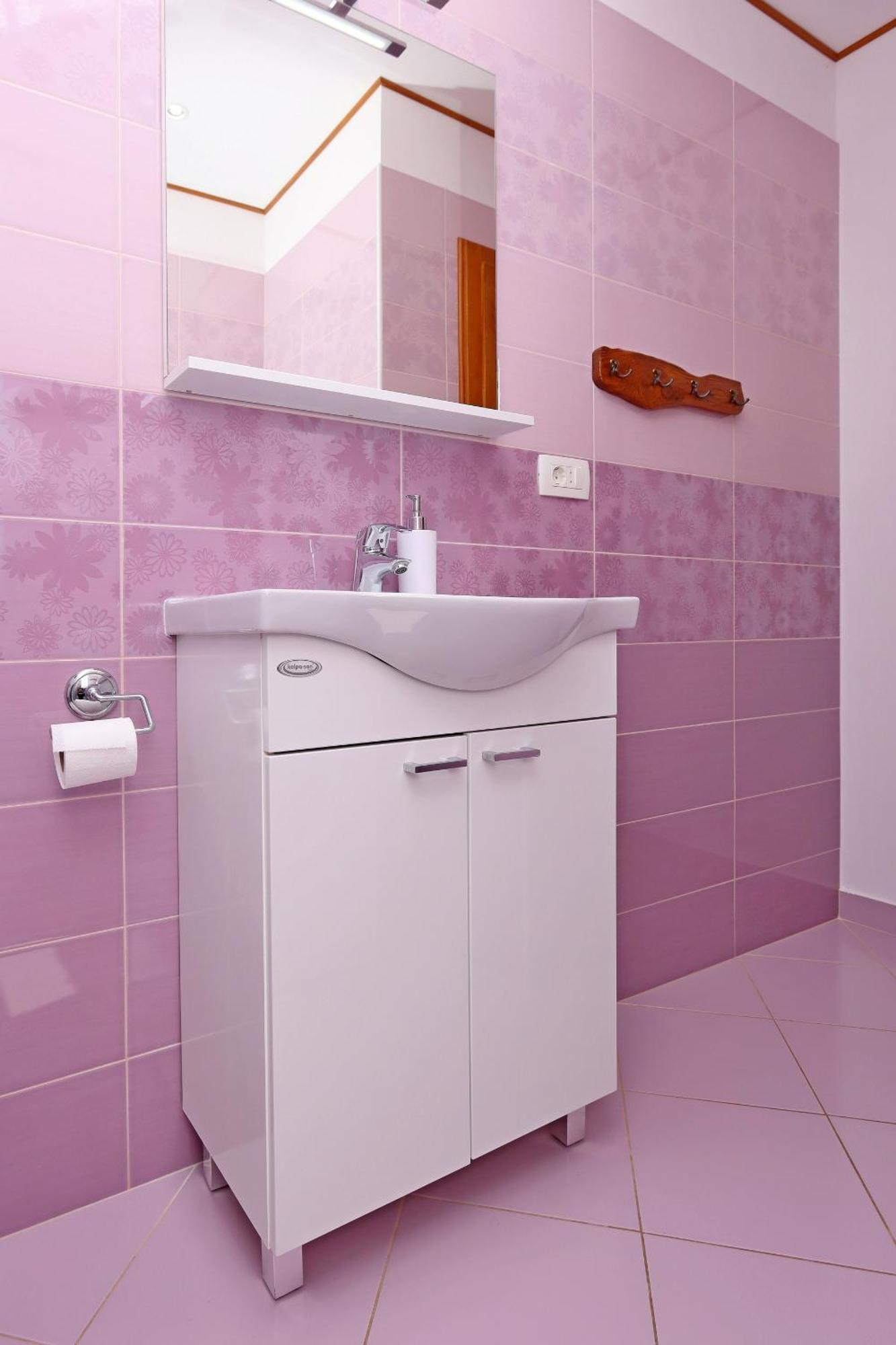 Apartments With A Parking Space Opatija - Pobri, Opatija - 7813 마툴지 객실 사진