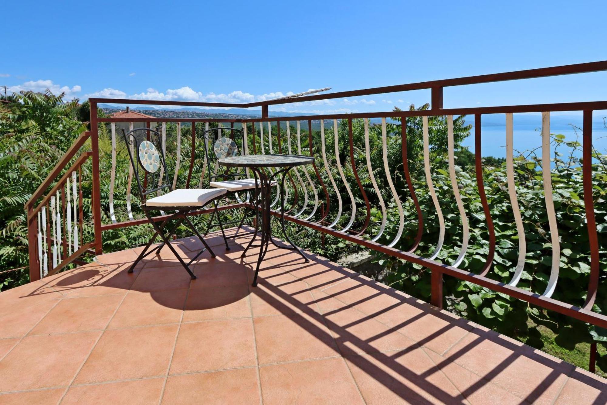 Apartments With A Parking Space Opatija - Pobri, Opatija - 7813 마툴지 외부 사진